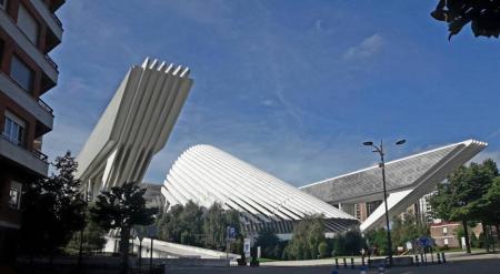 El Ayuntamiento ejecuta la adquisición de las tres plantas de la galería Comercial del Calatrava
